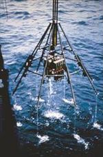 The floating ringnet attached to the side of the vessel through which